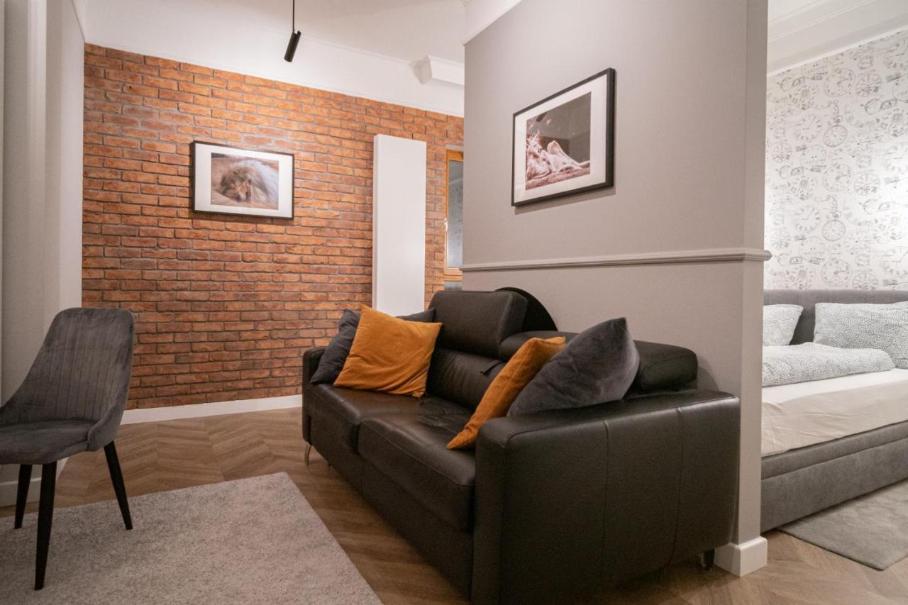 Labo Apartment Metro Mlociny Warsaw Exterior photo